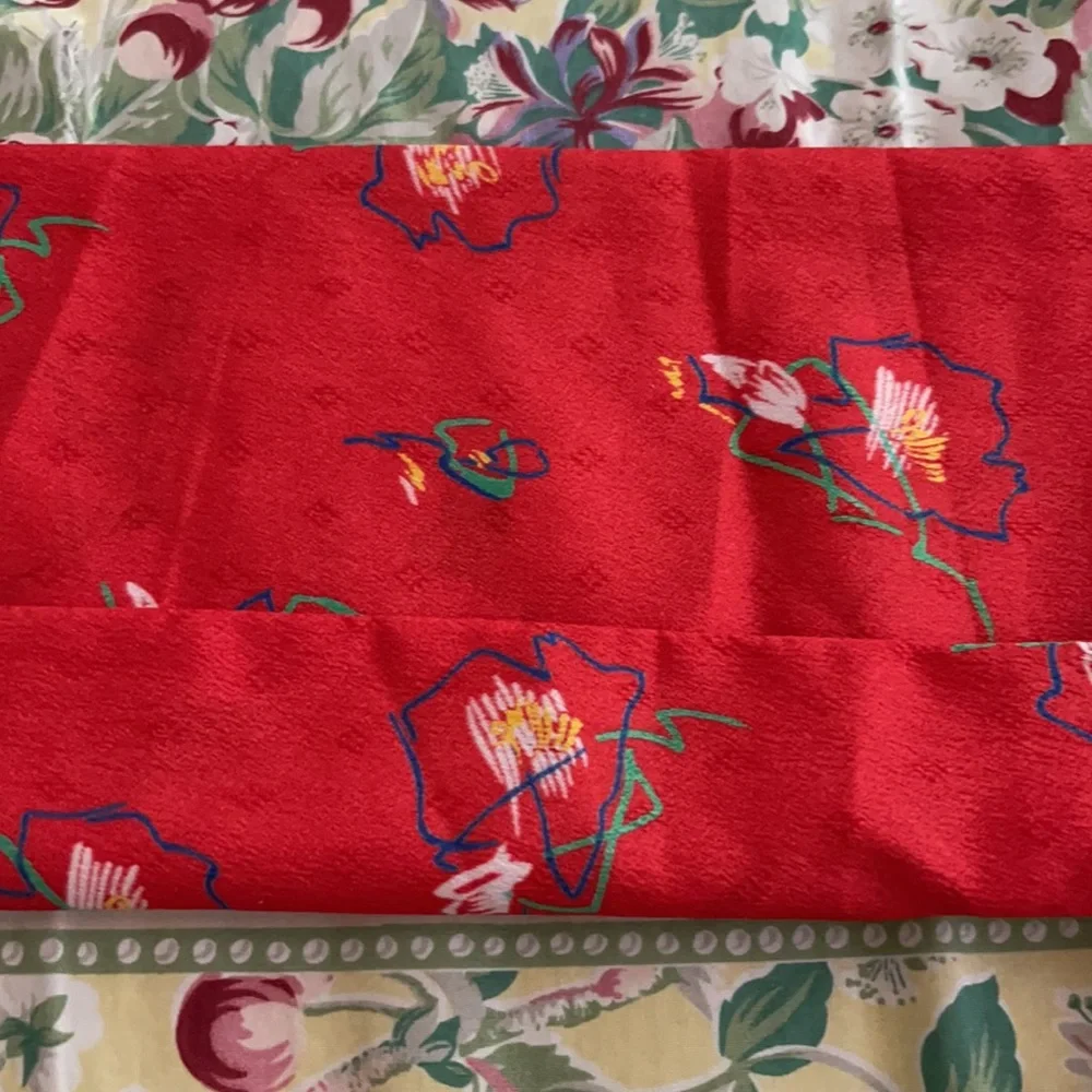 Vintage Claire Perone red oblong pattern silk scarf with fringe
